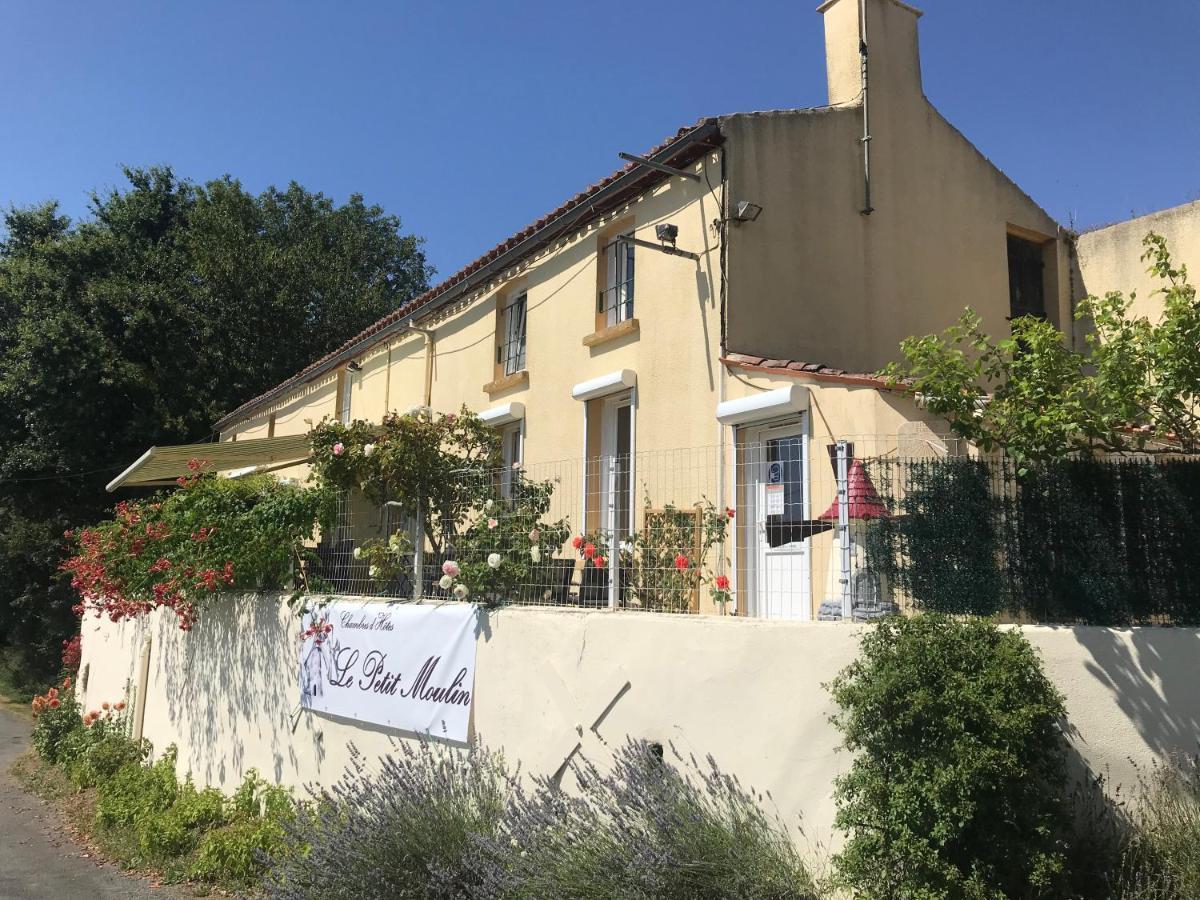 Le Petit Moulin Hotel Pouzauges Buitenkant foto