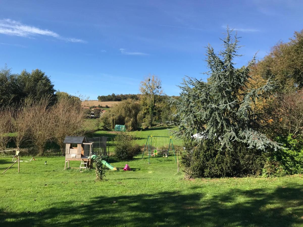 Le Petit Moulin Hotel Pouzauges Buitenkant foto