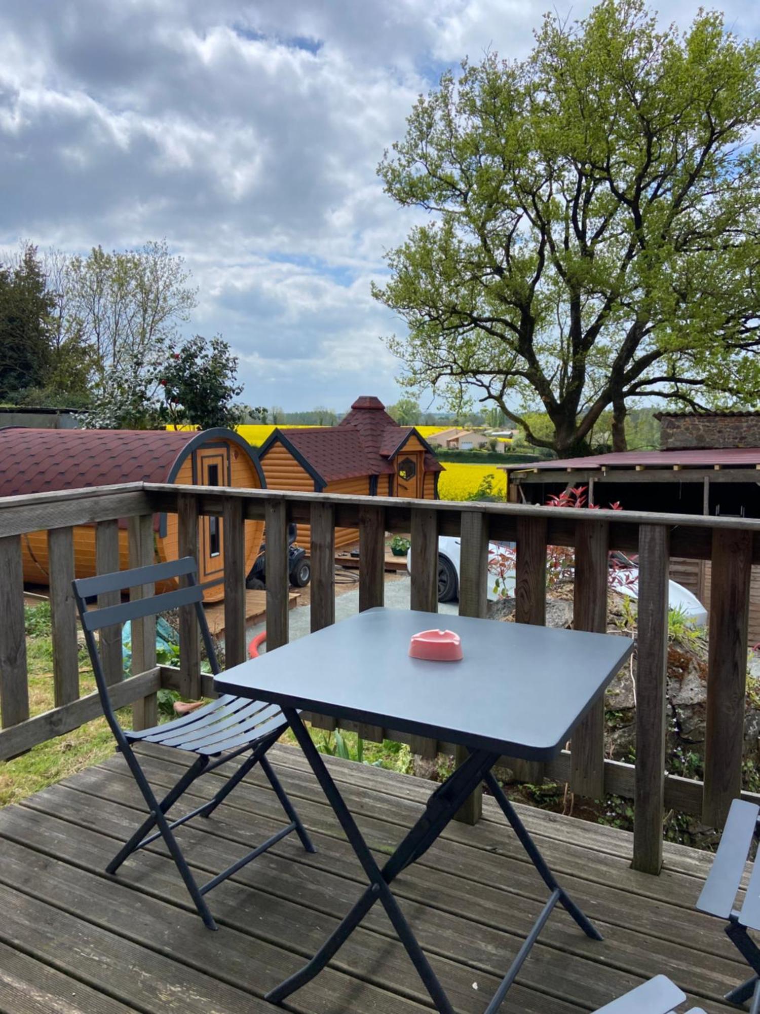 Le Petit Moulin Hotel Pouzauges Buitenkant foto