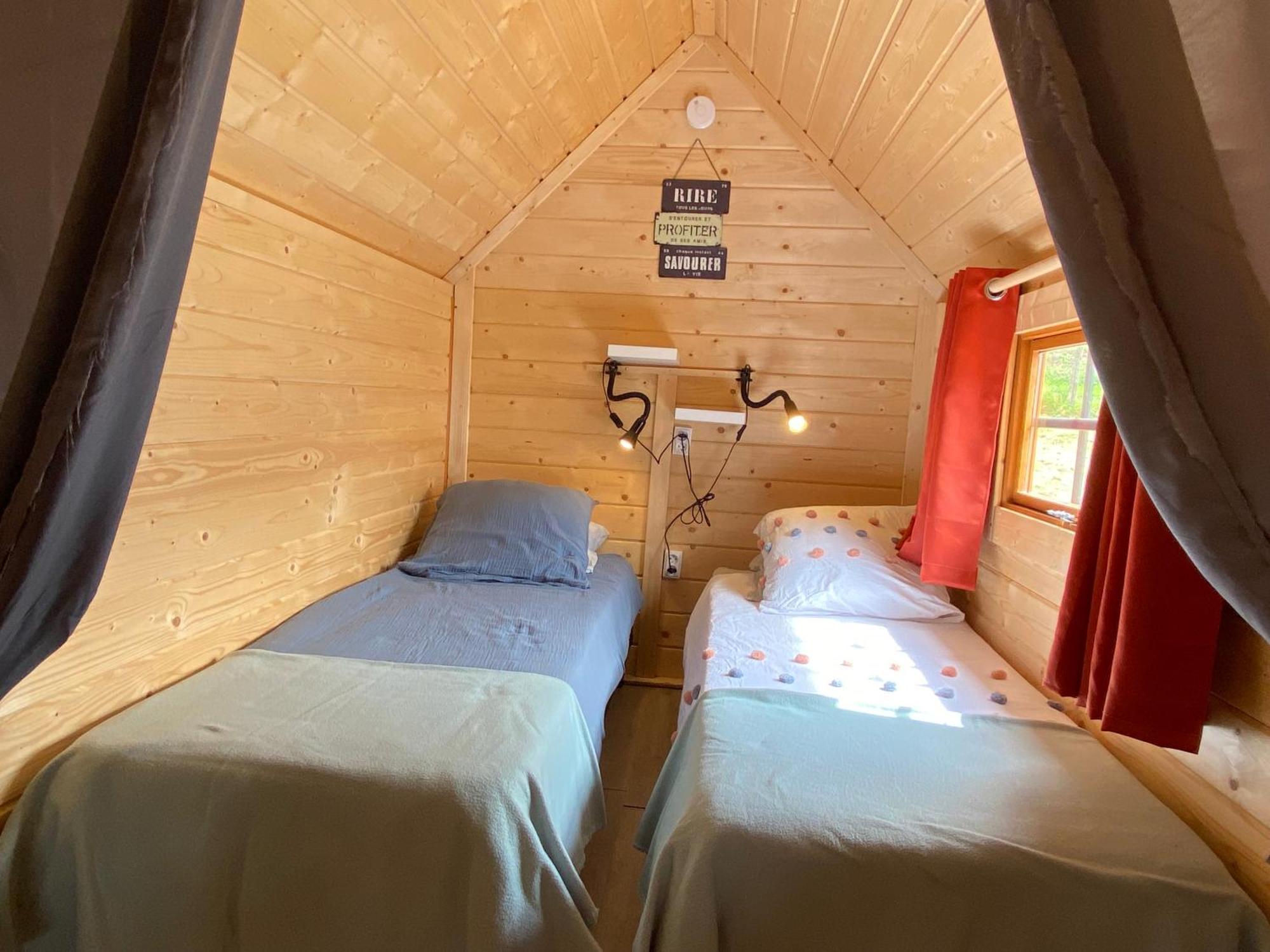 Le Petit Moulin Hotel Pouzauges Buitenkant foto