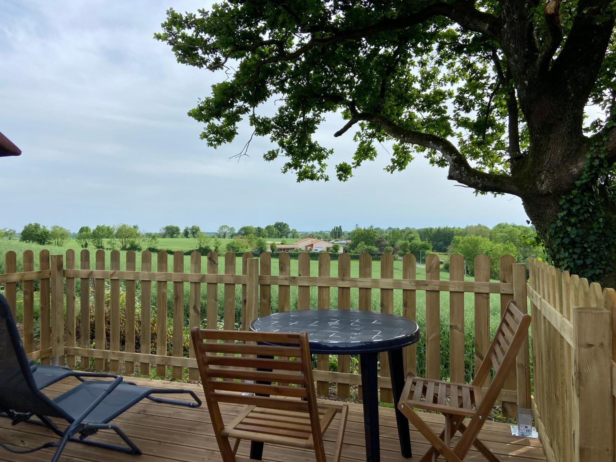 Le Petit Moulin Hotel Pouzauges Buitenkant foto